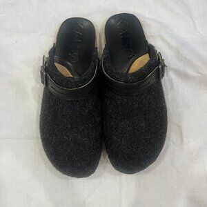 Kalso Earth Shanti Clog Negative Heel Black Wool NEW IN BOX - 9